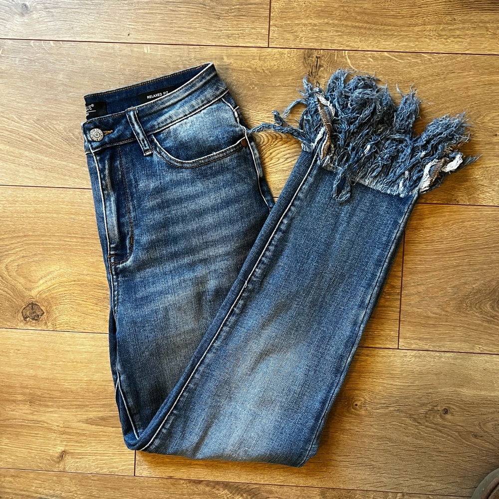 Super fun jeans! GREAT stretch and comfortable